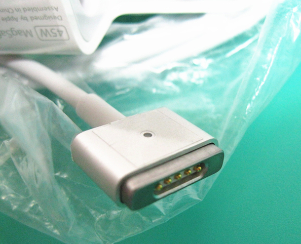 Original Apple MacBook MagSafe 2 45W 14.85V 3.05A Adapter